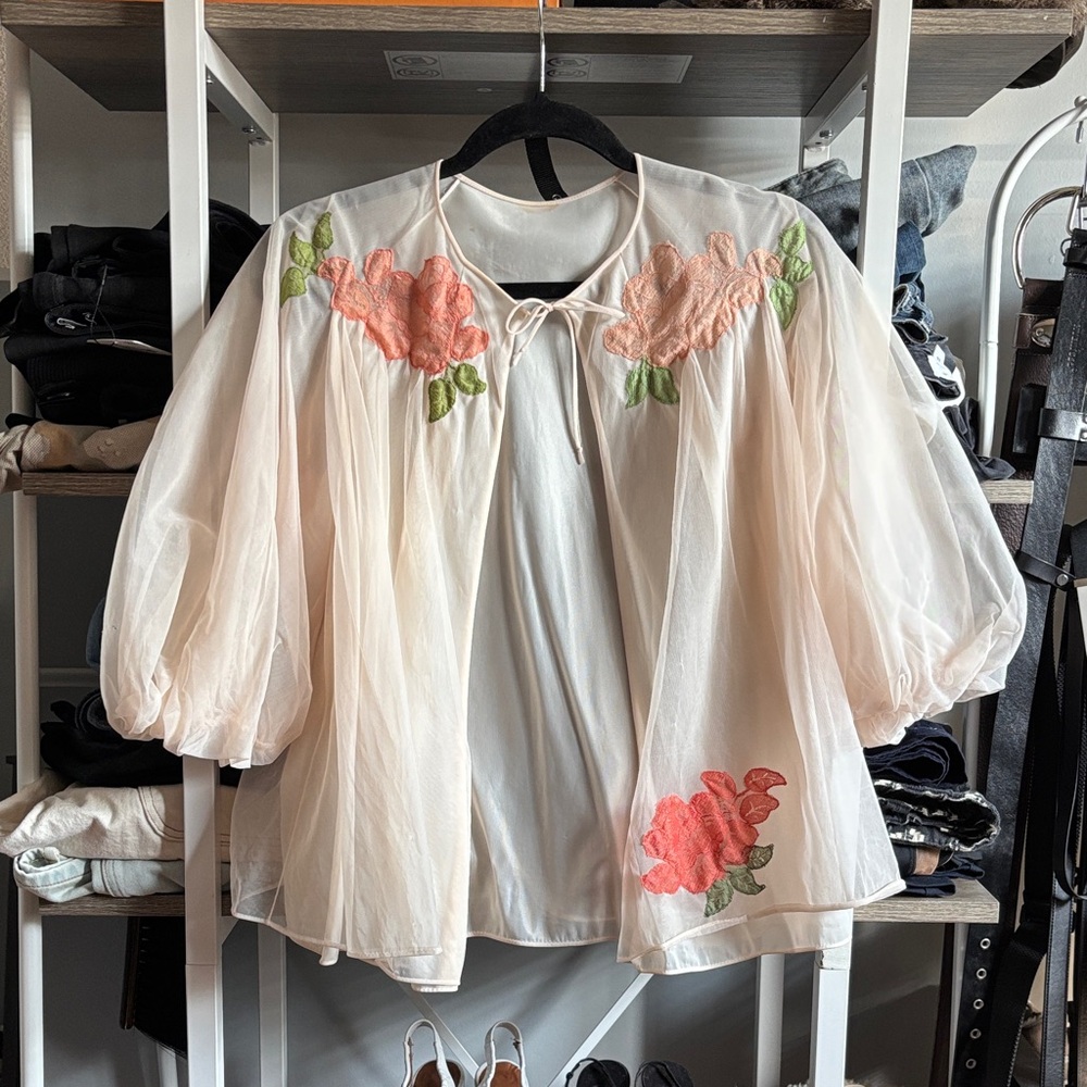 1960's Vintage Van Raalte Lingerie Light Pink Floral Applique Bed Jacket